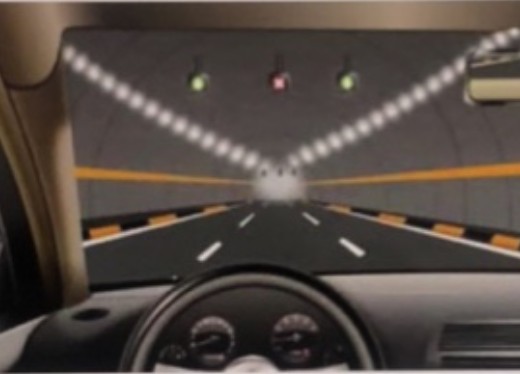 如图所示，驾驶机动车遇到这种隧道内的信号灯，驾驶人怎样行驶？