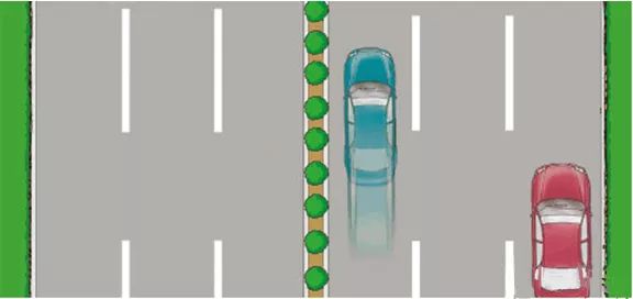 图中这辆蓝色小型客车行驶的车道是慢速车道。