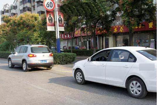 车辆因故障等原因需要被牵引时，以下说法正确的是什么？