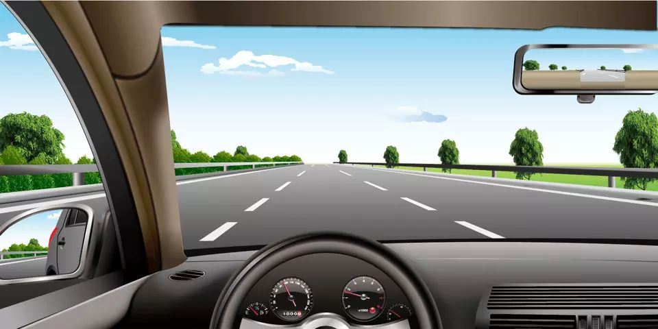 如图所示，在高速公路同方向三条机动车道中间车道行驶，车速不能低于多少?