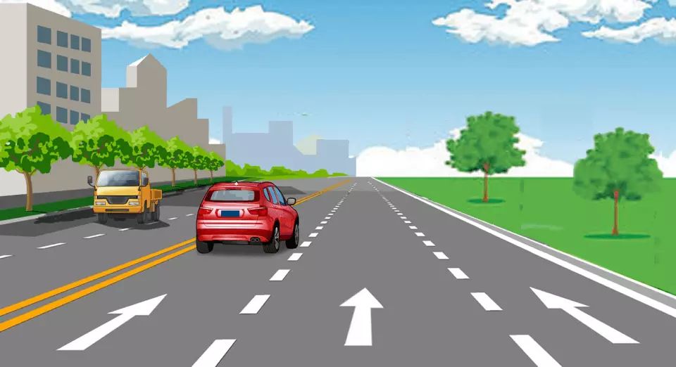 这段道路红车所在车道是什么车道？