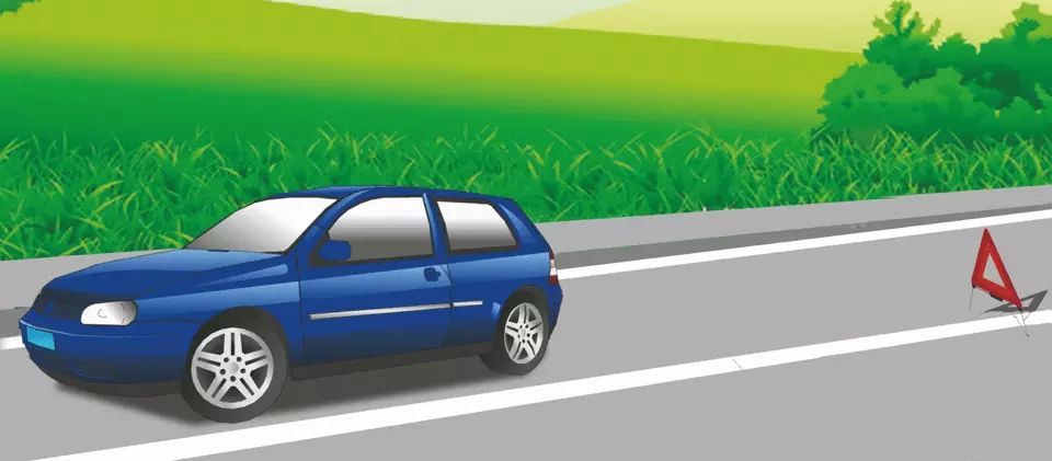 这辆停在路边的机动车没有违法行为。