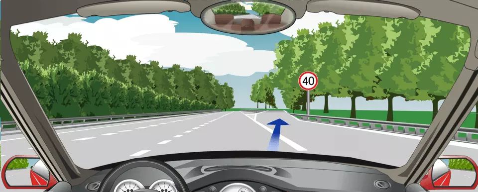 驶离高速公路可以从这个位置直接驶入匝道。