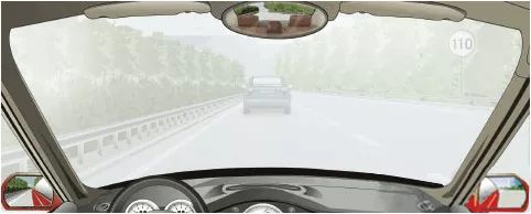 驾驶小型客车，在如图所示的能见度小于200米的高速公路上以60KM/h速度行驶时，与同车道前车安全距离是多少？