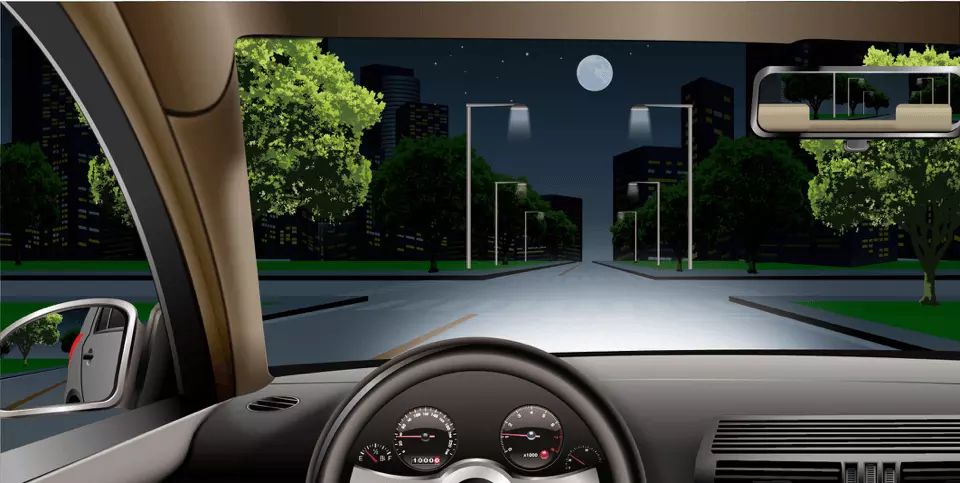 如图所示，在这种情况下通过路口，交替使用远近光灯的目的是什么？