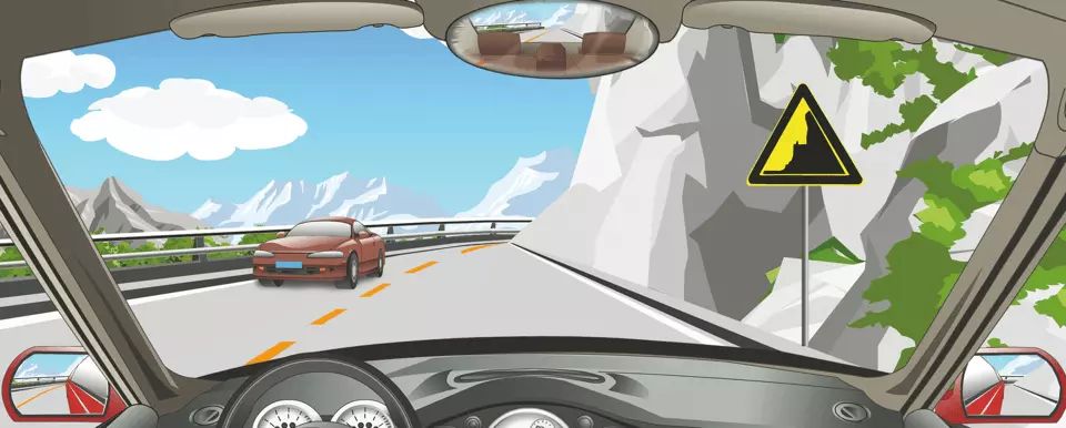 驾驶机动车遇到这种山路怎样通过？