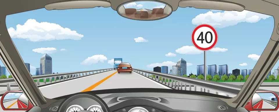 驾驶机动车怎样经过公路跨线桥？