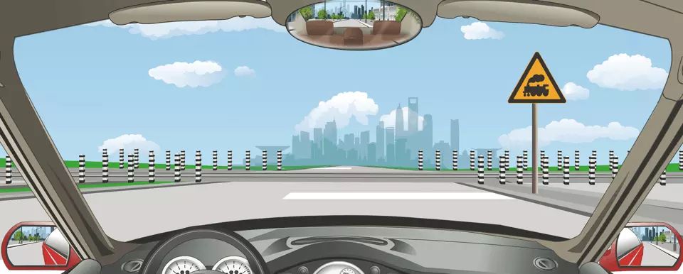 驾驶机动车不能快速通过这种情况的铁路道口。