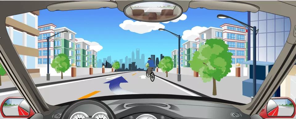 路面中心黄虚线指示在保证安全的情况下可以越线超车。