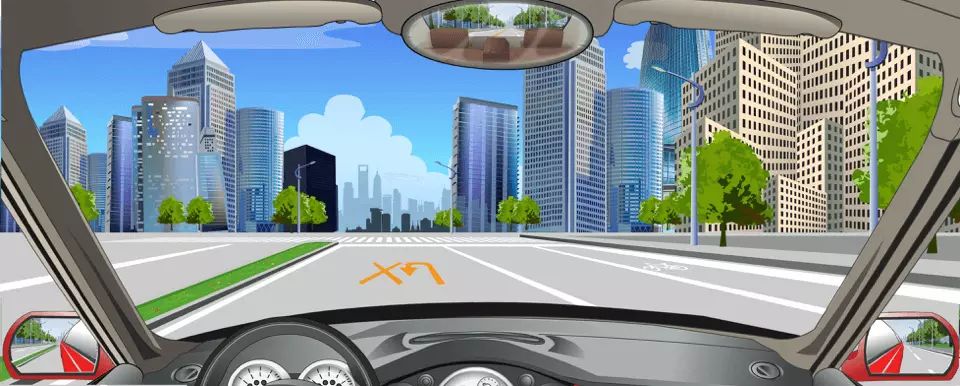 路面标记指示前方路口禁止车辆掉头。