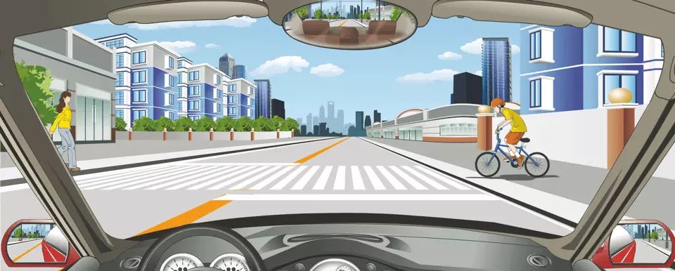 驾驶机动车遇到这种情况怎样应对？